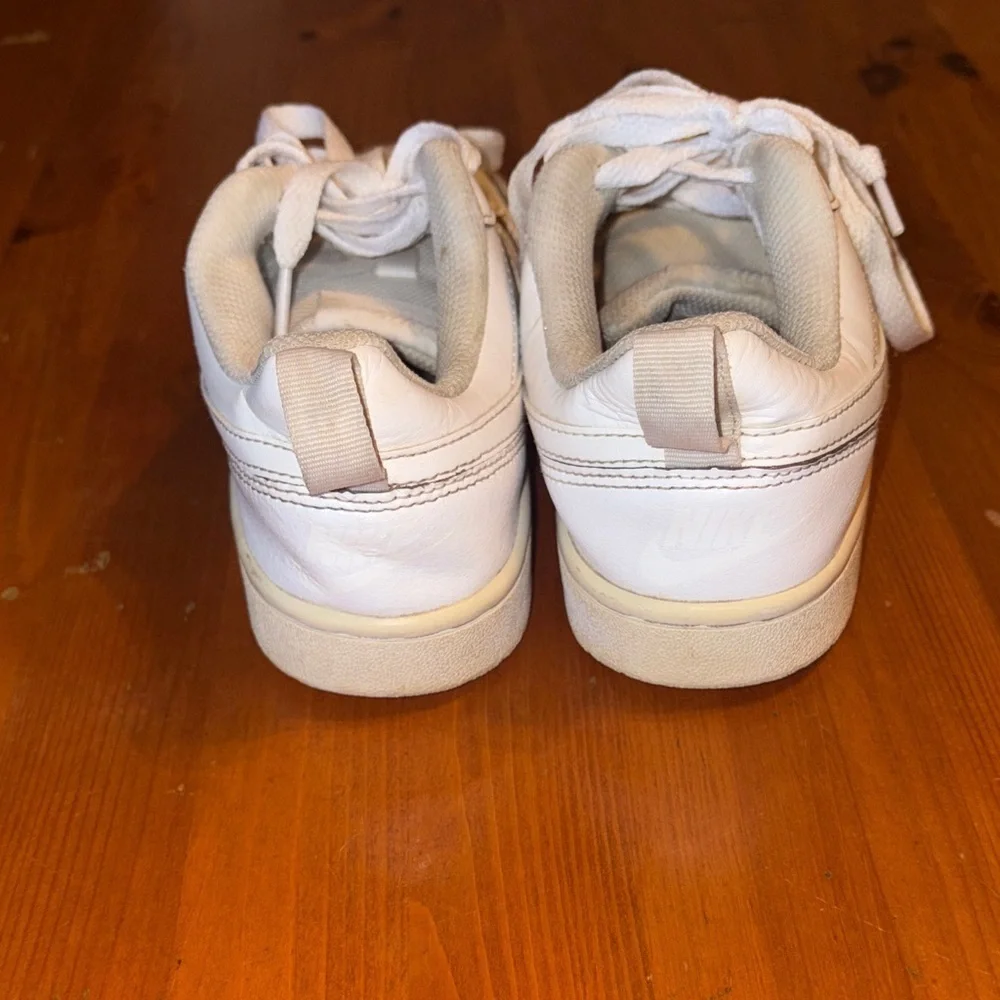 Nike Kids Classic White court low top sneakers